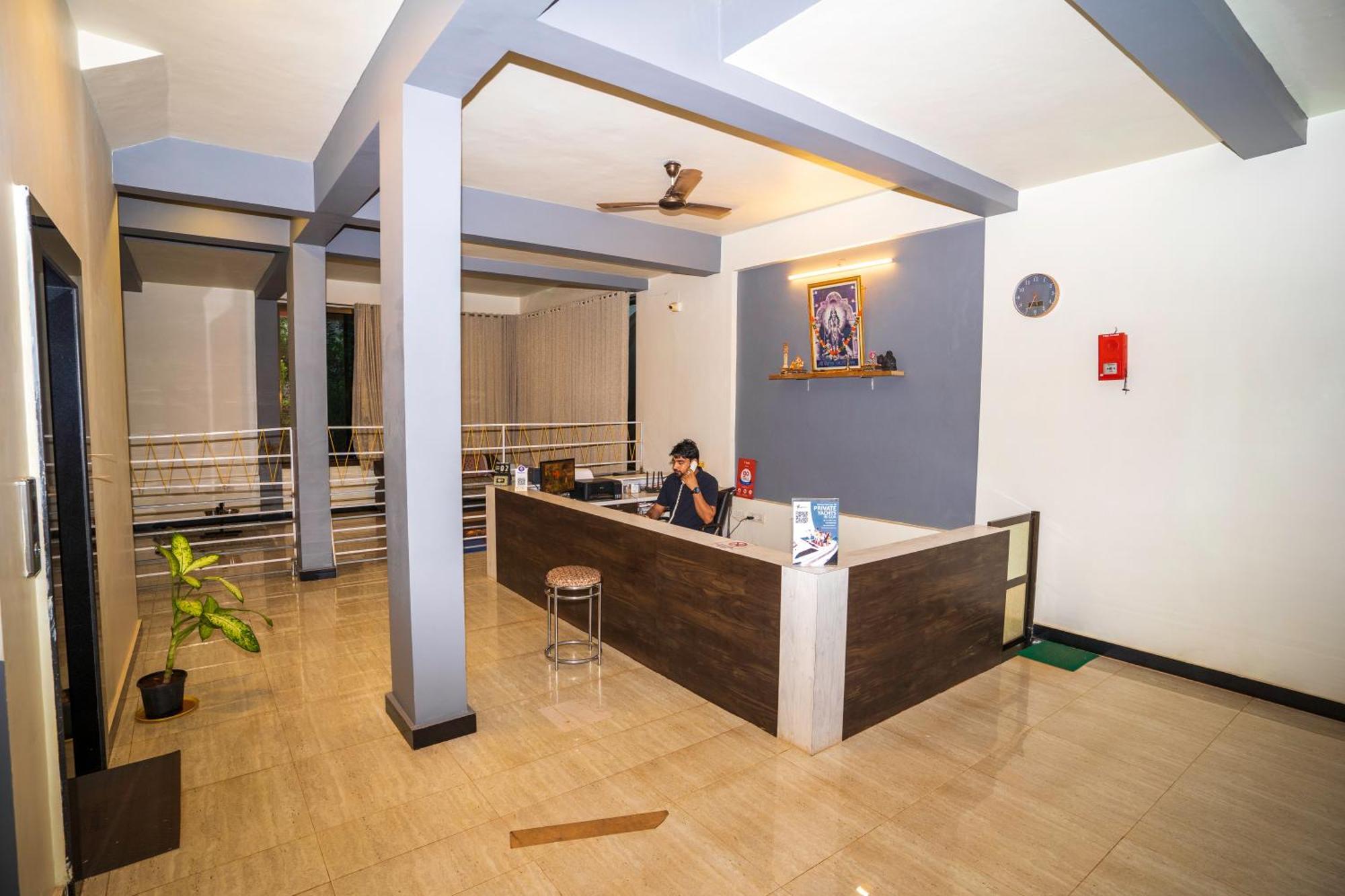 Hotel 7 Seas Vagator Extérieur photo