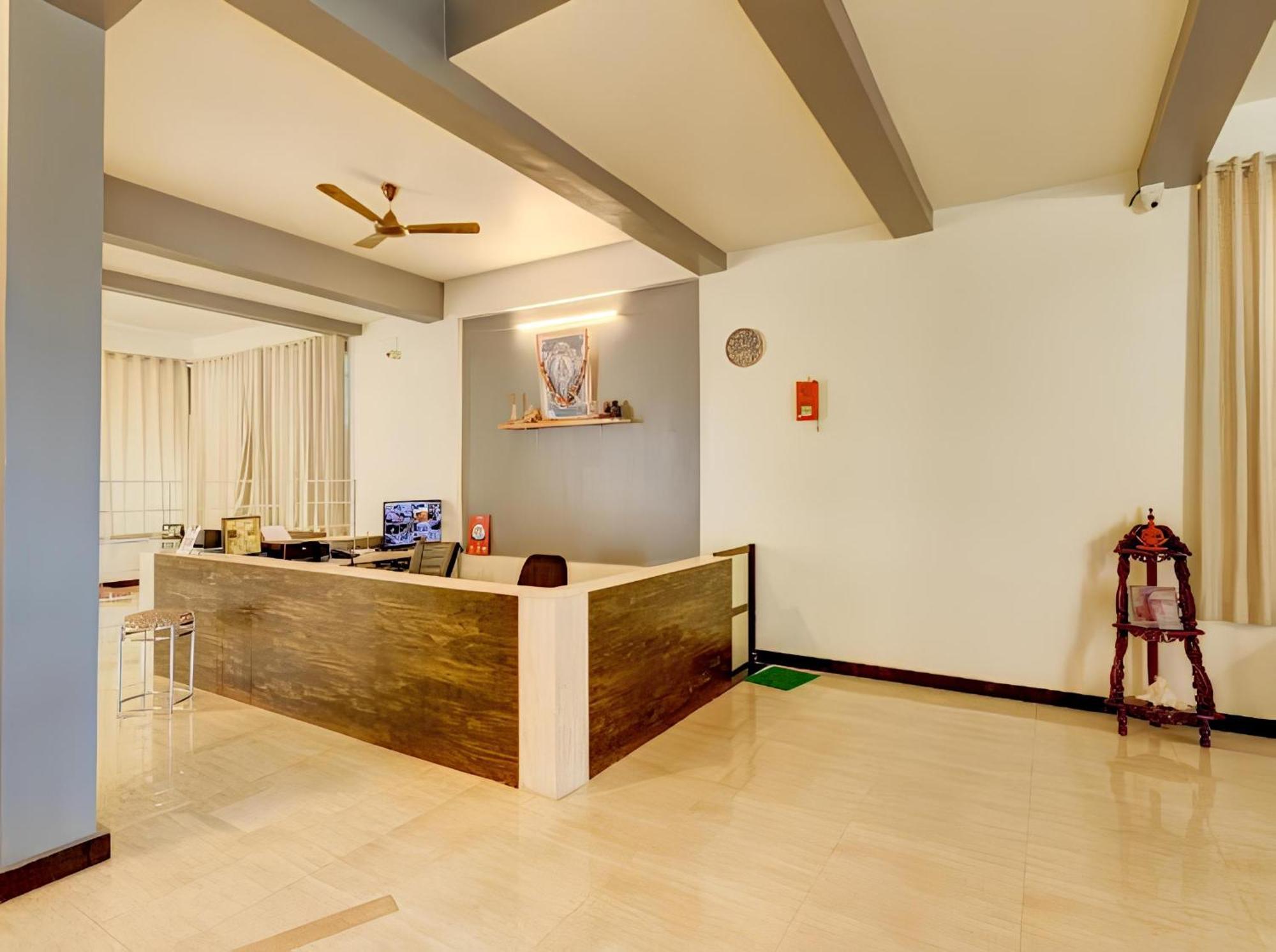 Hotel 7 Seas Vagator Extérieur photo